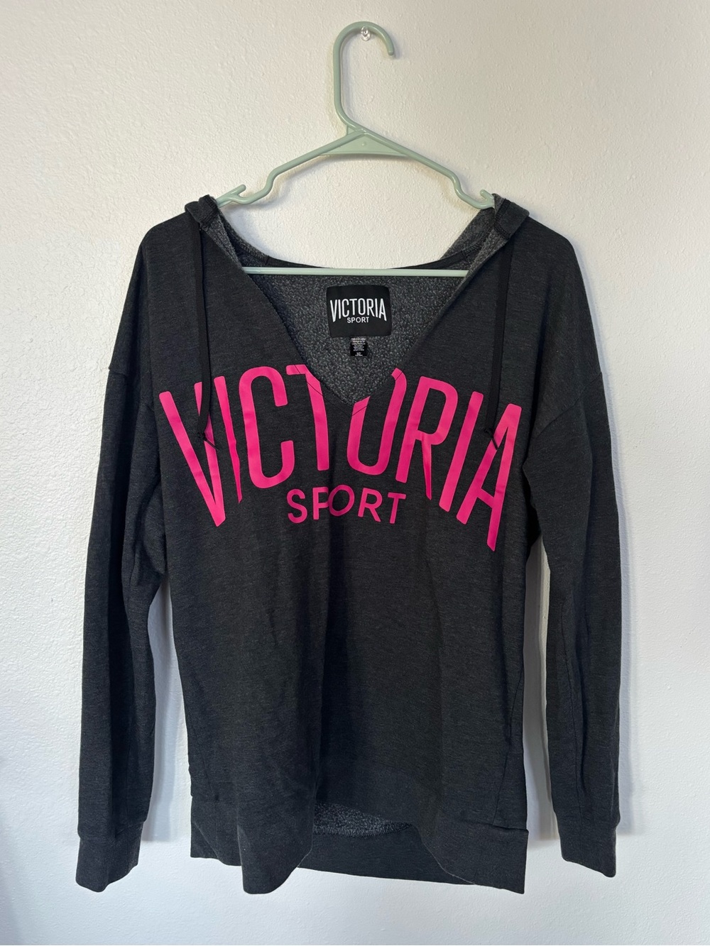 Victoria Sport Light Weight Hoodie